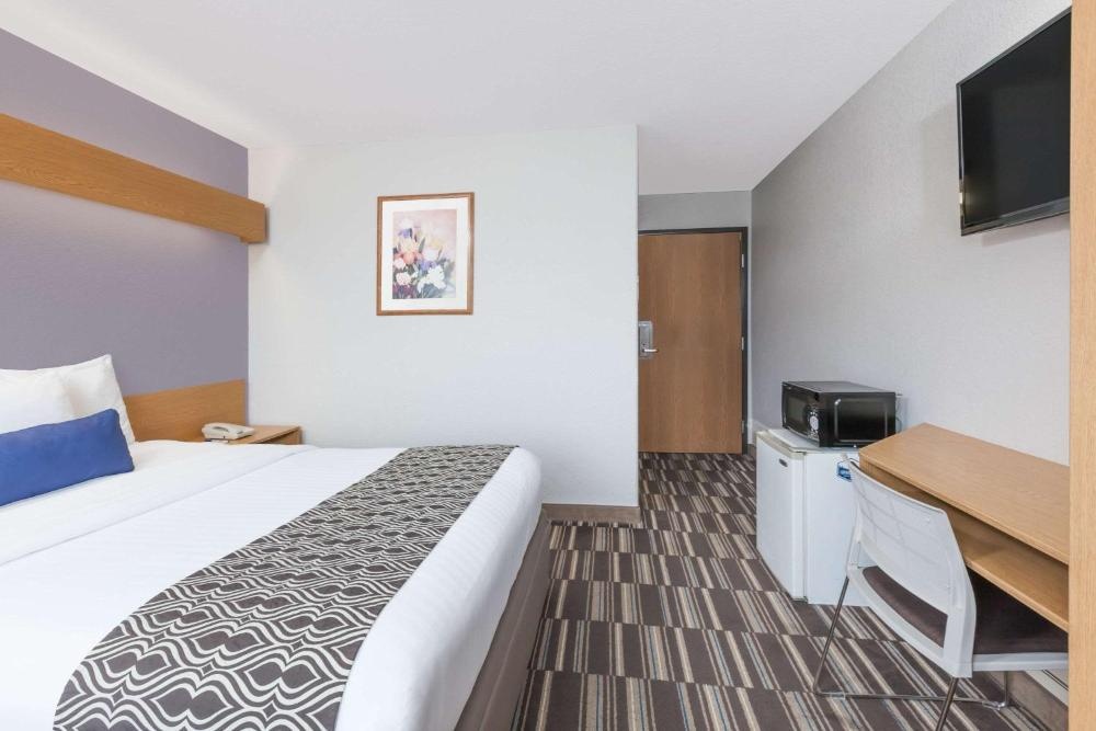 Microtel Inn & Suites by Wyndham Ardmore Image 23