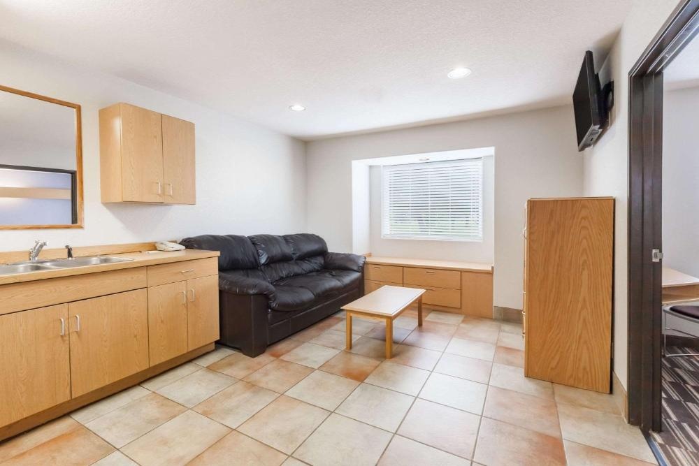 Microtel Inn & Suites by Wyndham Ardmore Image 37
