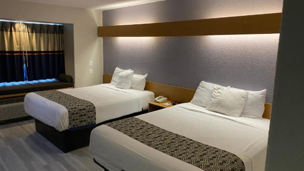Microtel Inn & Suites by Wyndham Ardmore image 19